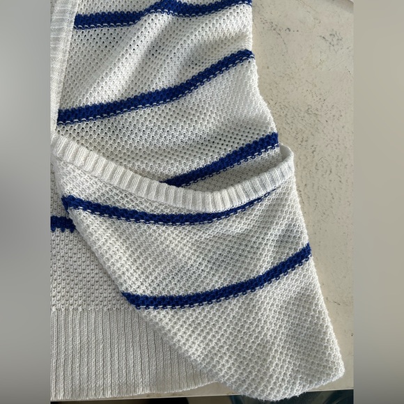 White with Blue Stripes Open Front American Eagle Cardigan - Picture 4 of 9